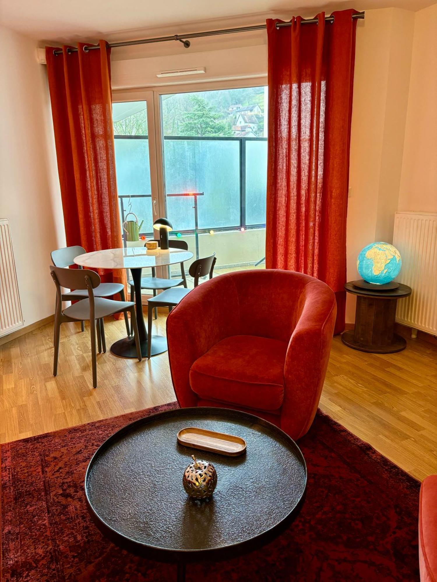 Appartement Proche Centre Parking & Terrasse Безансон Экстерьер фото